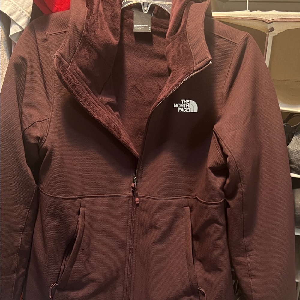 The North Face Women's Ski Jacket Burgundy